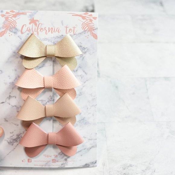 Girls' Non-Slip Fully Lined Alligator Faux Leather Bow Hair Clips (Set of 4-Zoe) - Picture 1 of 5